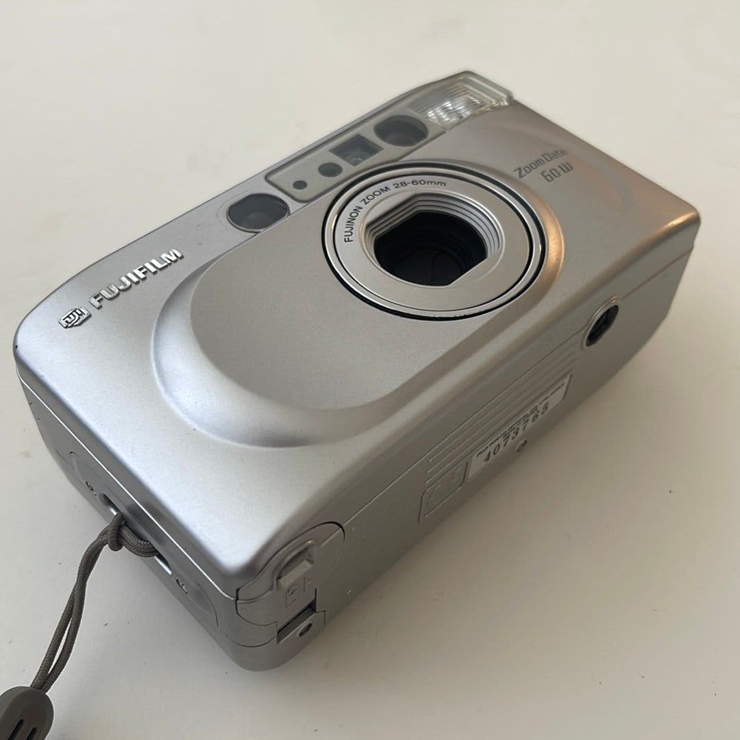 Fujifilm Zoom Date 60W + Kamerarem