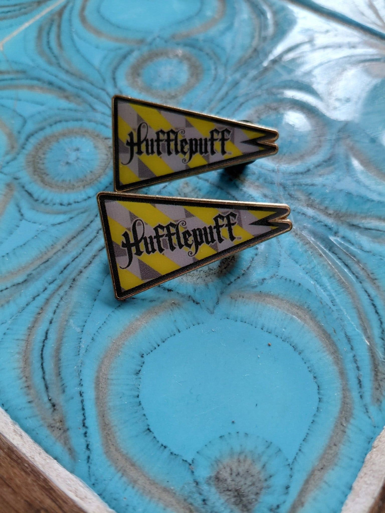 Pins Hufflepuff 2 st.