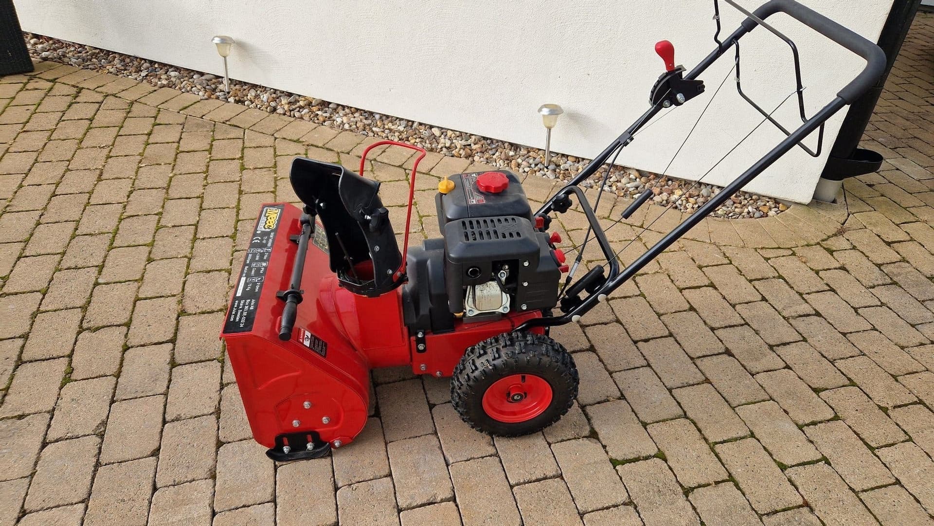 **Meec Tools Snöslunga i mycket fint skick**