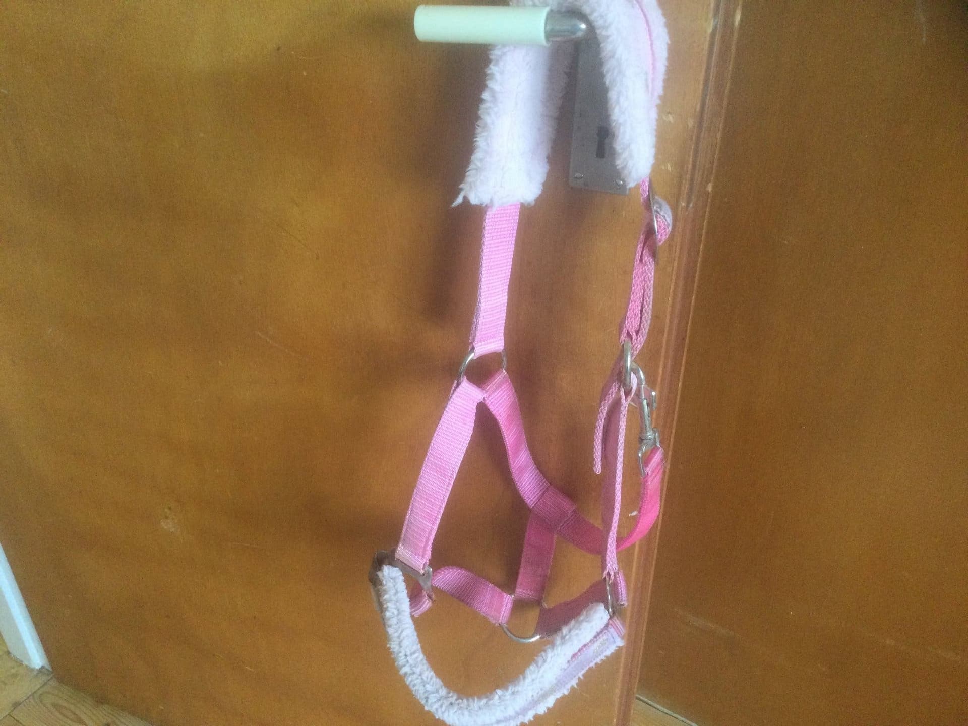 Grimma med ludd, rosa, storlek Cob