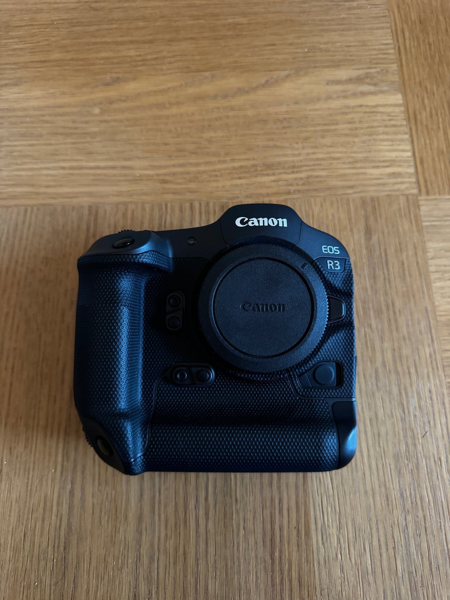 Canon EOS R3 Nyskick + LP-E19
