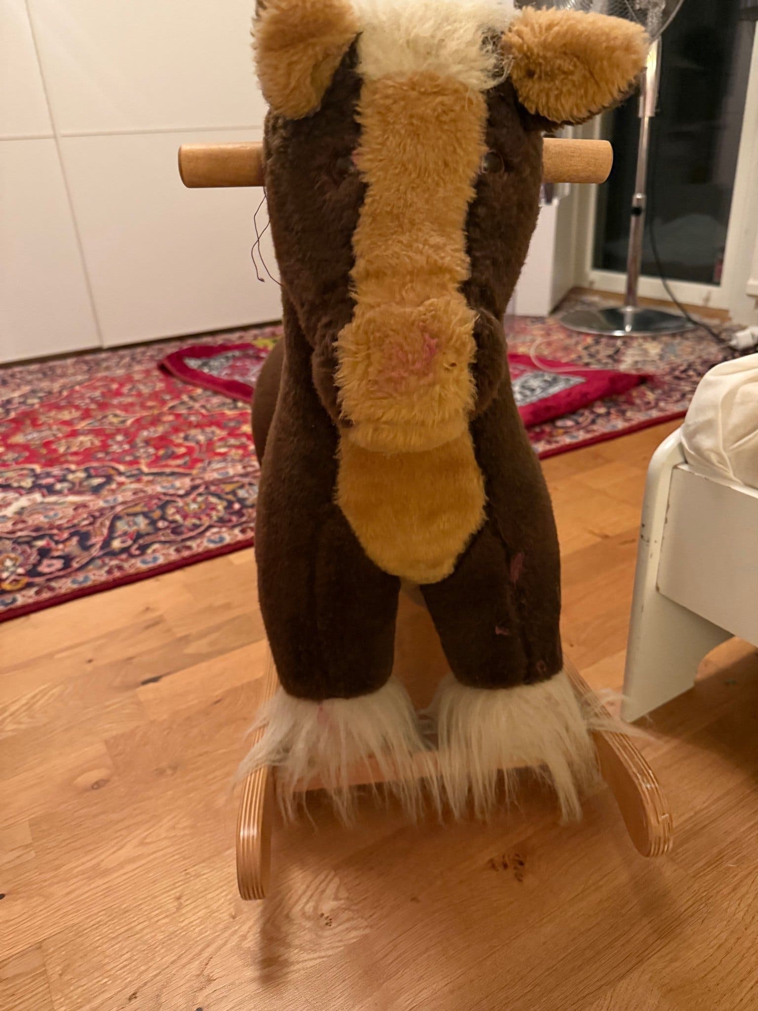 Gung Häst
