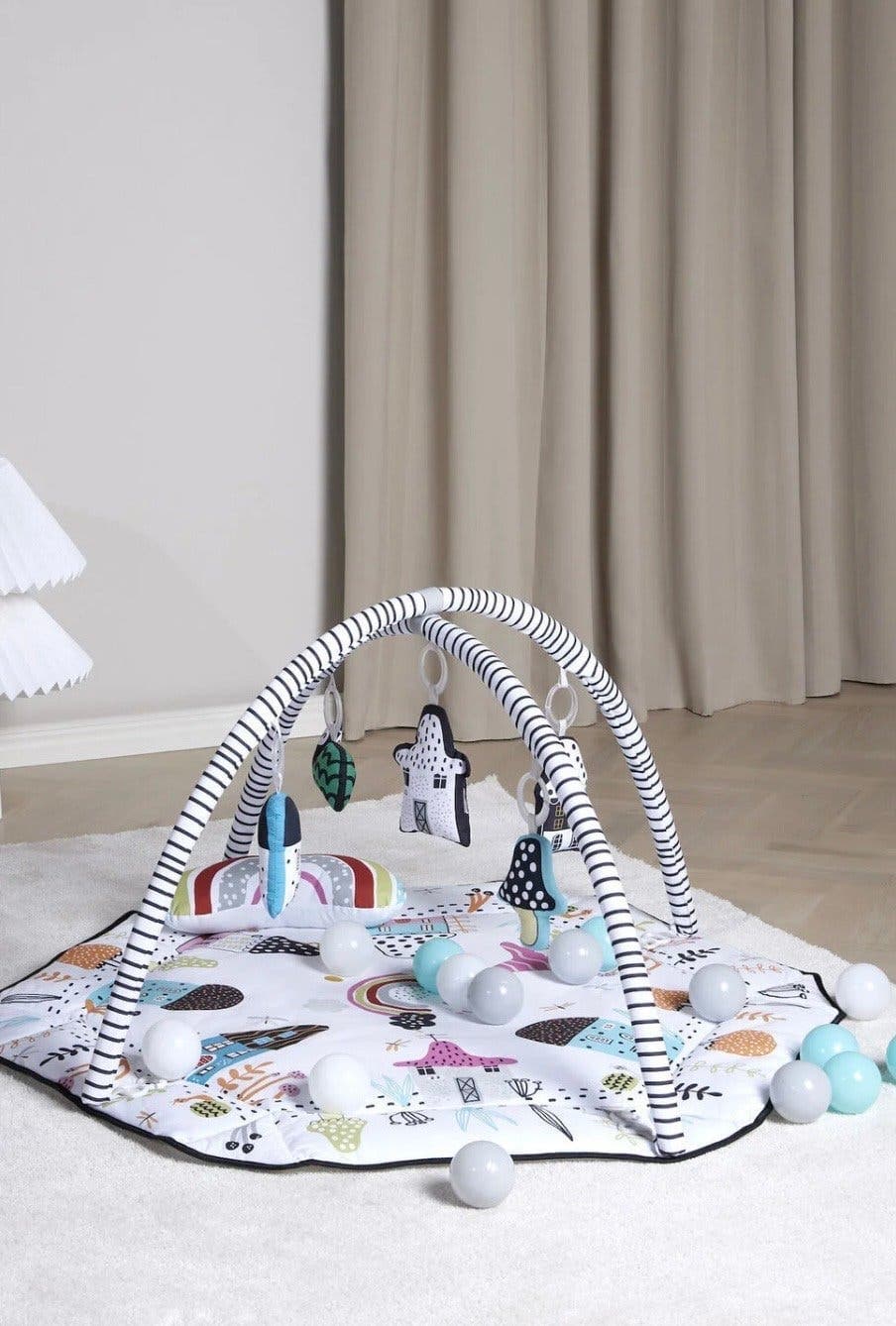 Babygym med bollar