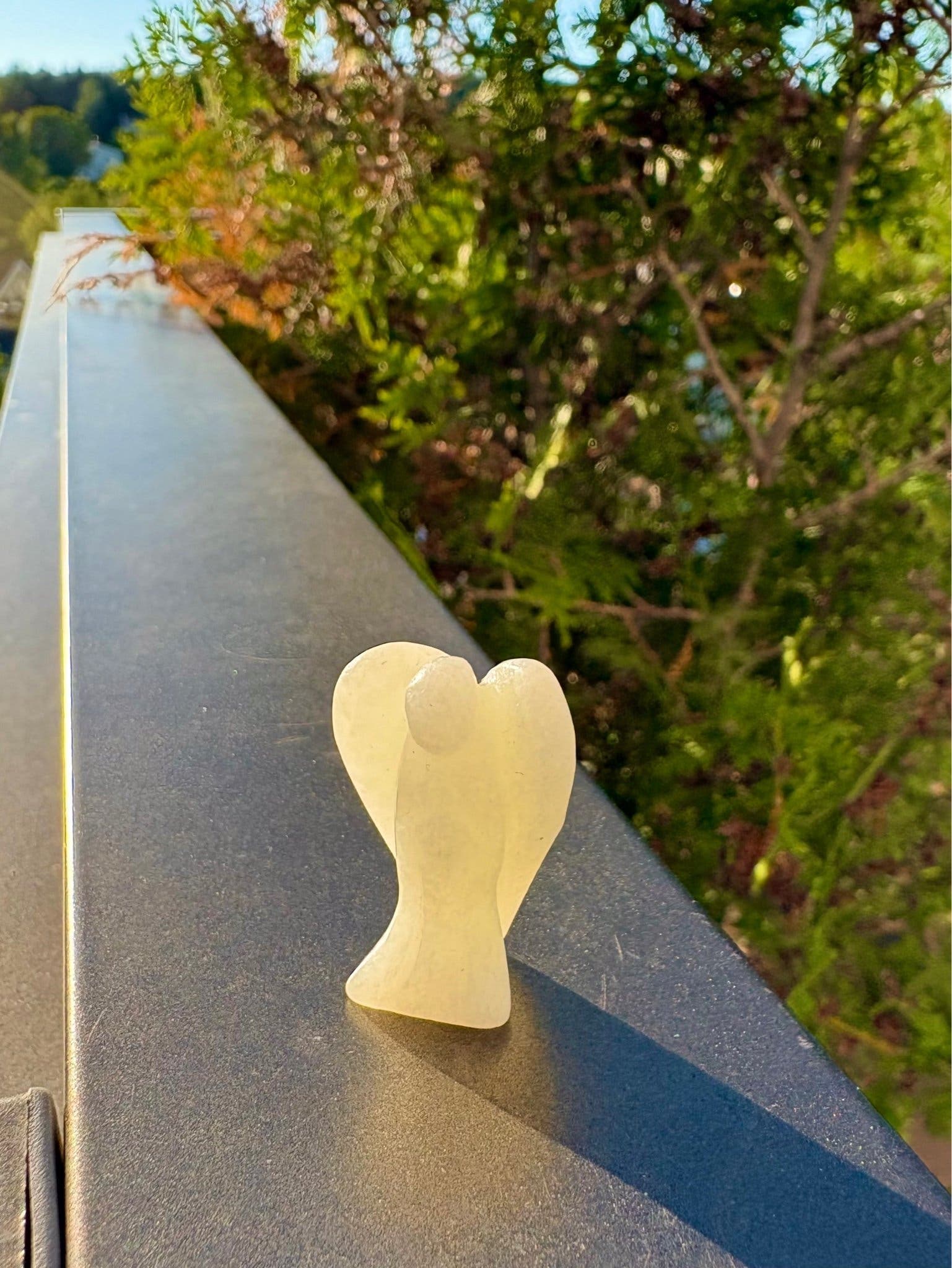 Kristall i Vit Agat Ängel Angel carving
