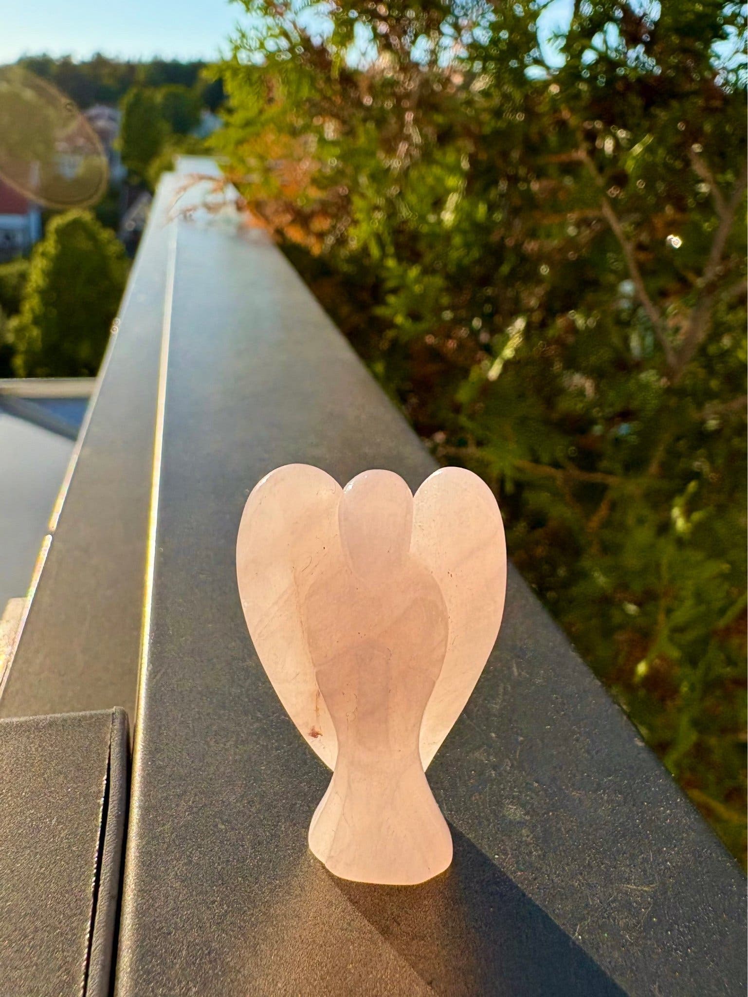Kristall i Rosenkvarts Ängel Angel carving