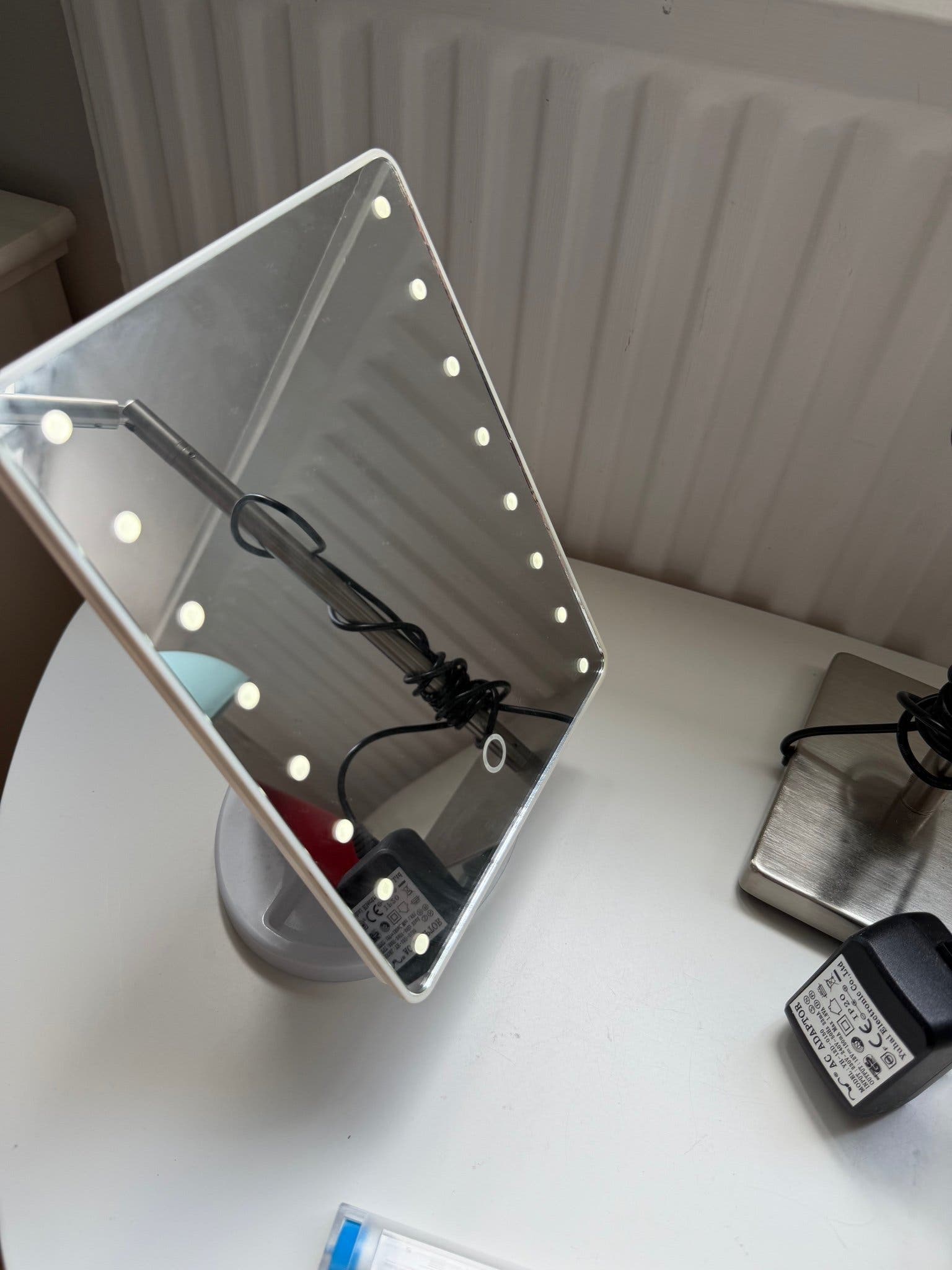 3 st Fungerande LED Bordslampor – Livarno Lux, Sminkspegel & Laddbar Svamplampa
