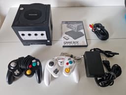 Nintendo GameCube-paket med WaveBird, Game Boy Player & Mario Kart / Smash