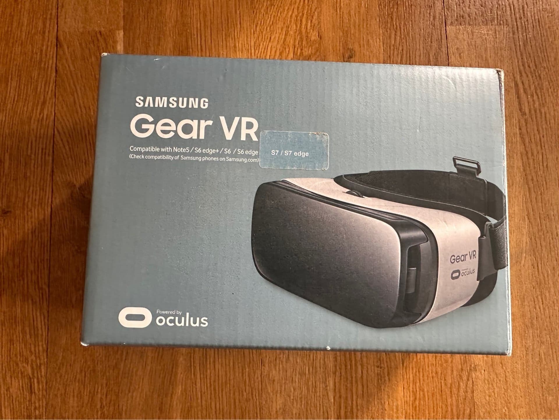 Samsung Gear VR SM-R322 Virtual Reality Headset