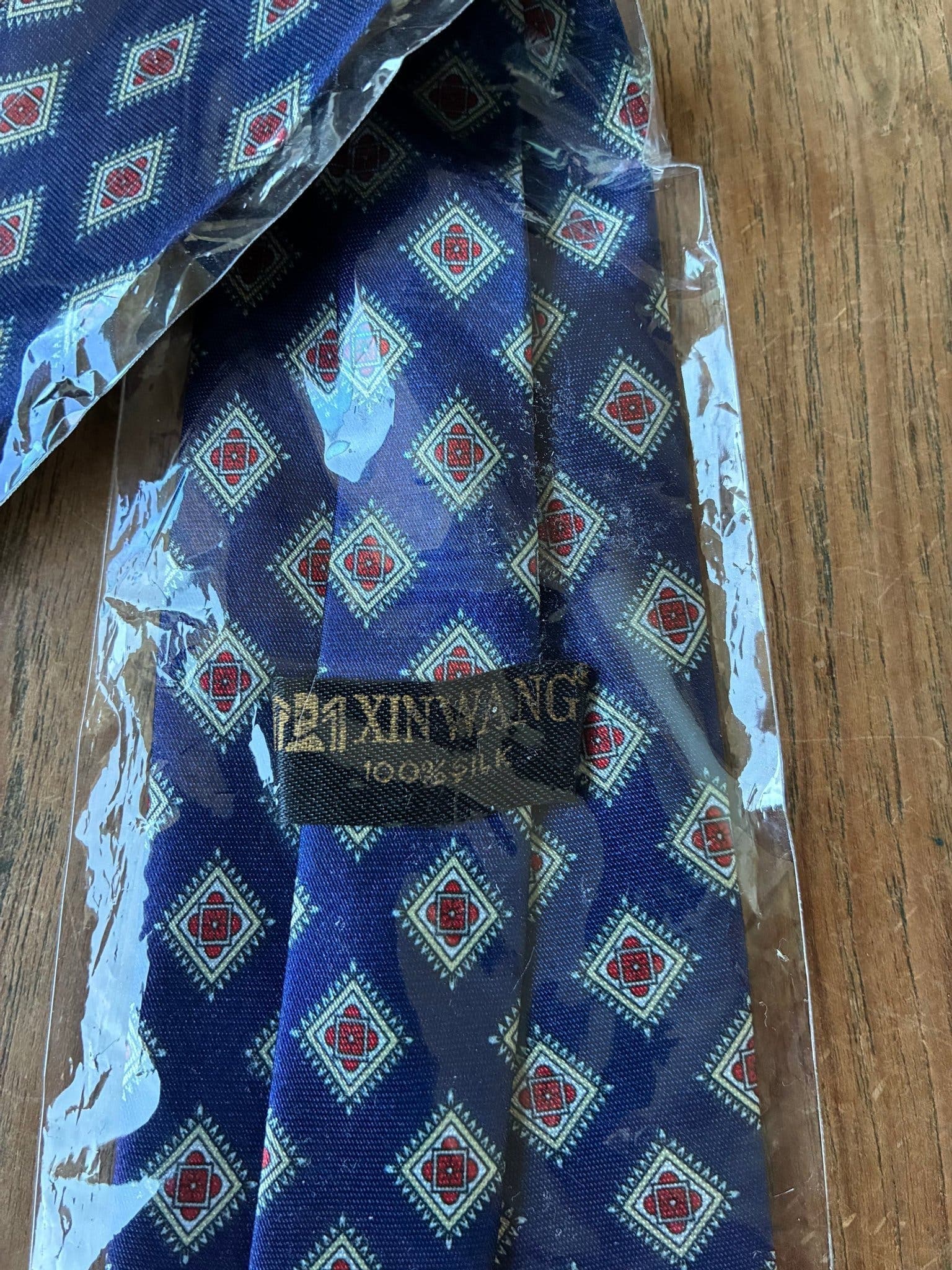 XINWANG blå slips