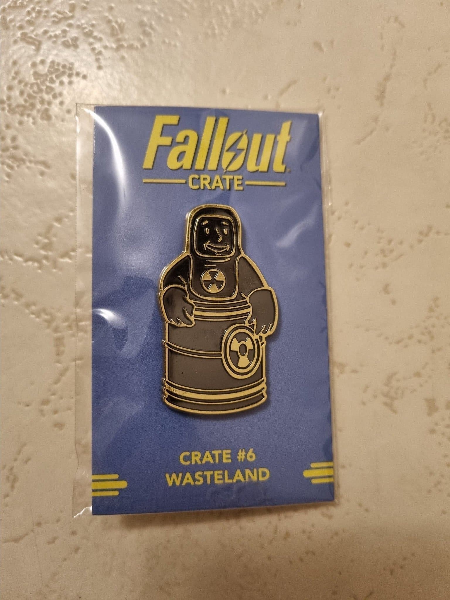 Fallout Loot Crate #6 Wasteland Pin - Rare Black variant - new in plastic