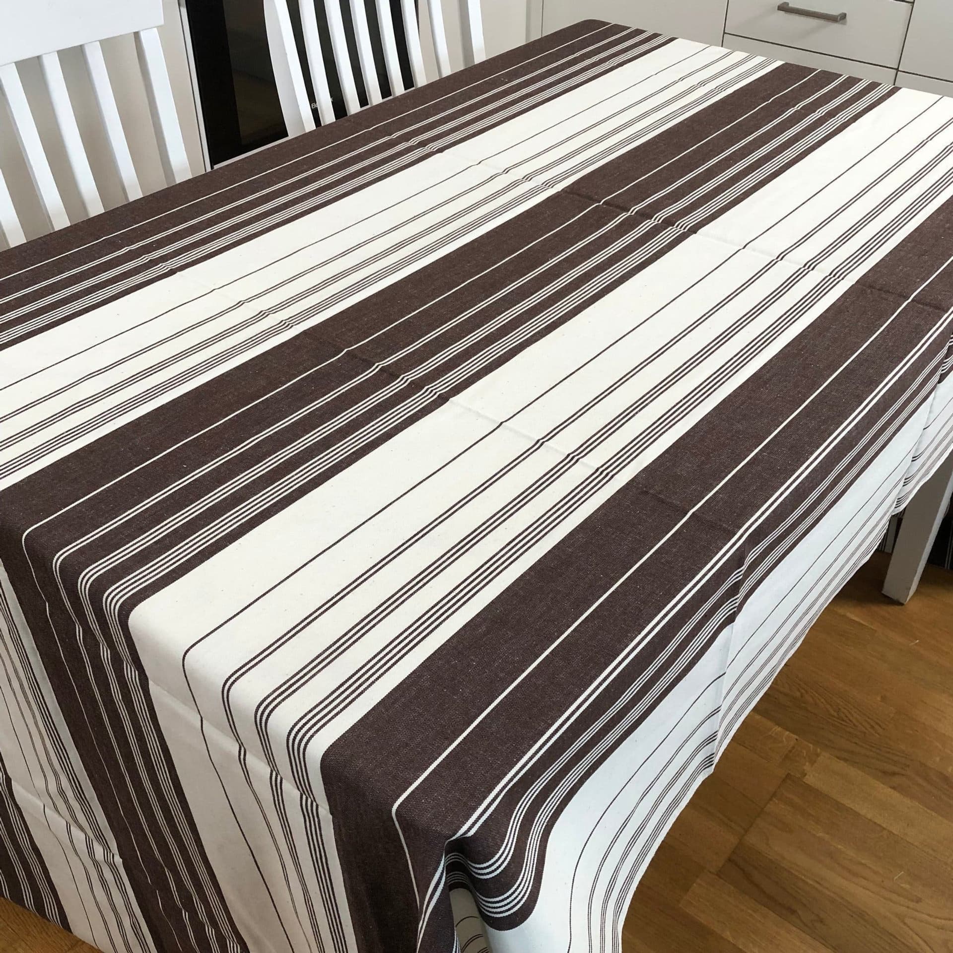 Stuvbit, möbeltextil, textillängd, randig textil, brun vit, metervara, 130x290cm
