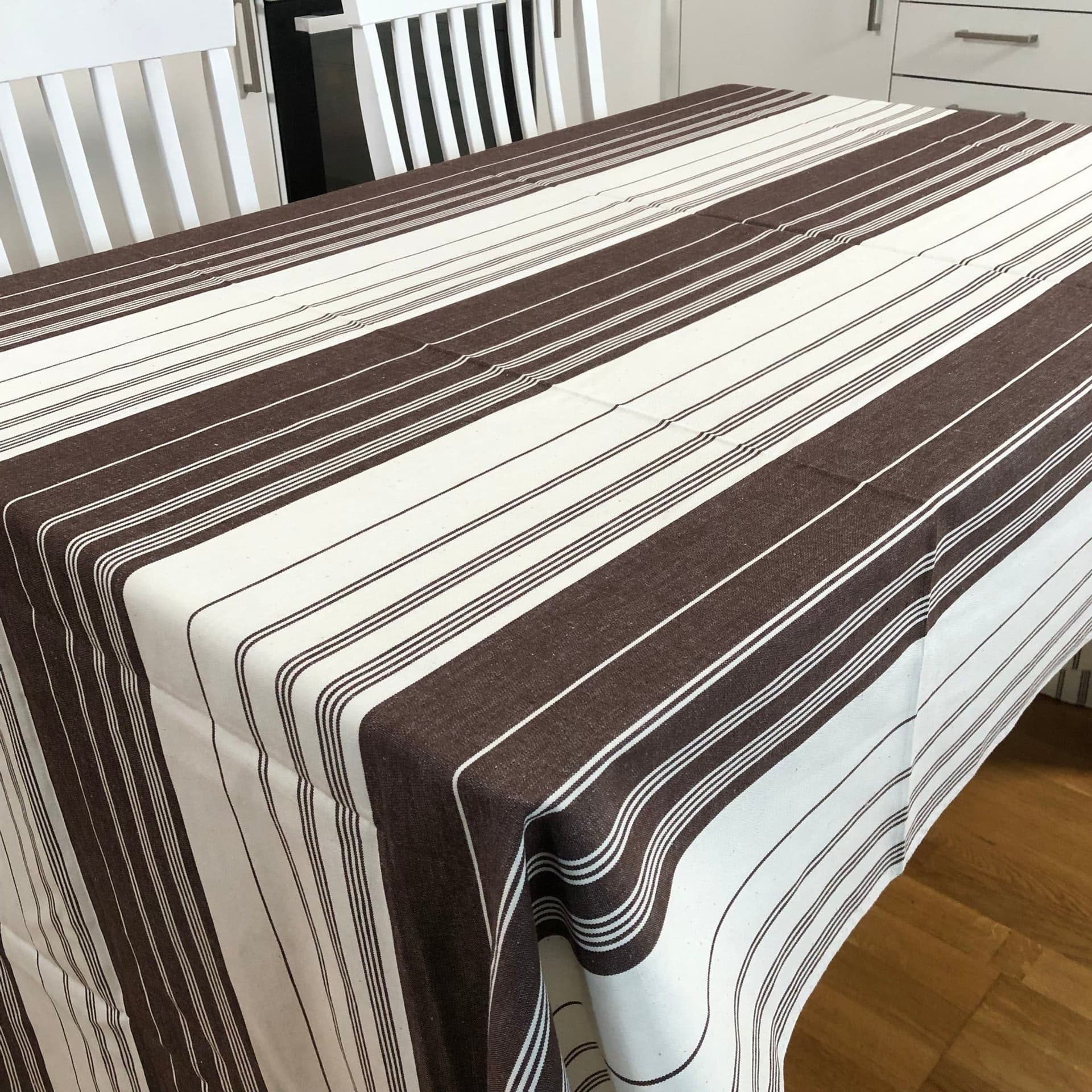 Stuvbit, möbeltextil, textillängd, randig textil, brun vit, metervara, 130x290cm