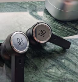 Bang & Olufsen Beoplay ELEVEN In-Ear Hörlurar