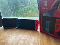 Nintendo Switch OLED med Mario Kart 8 Deluxe