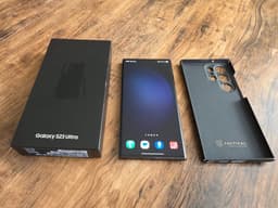 Samsung Galaxy S23 Ultra 512GB – Absolut toppskick! (Olåst + Kolfiberskal)