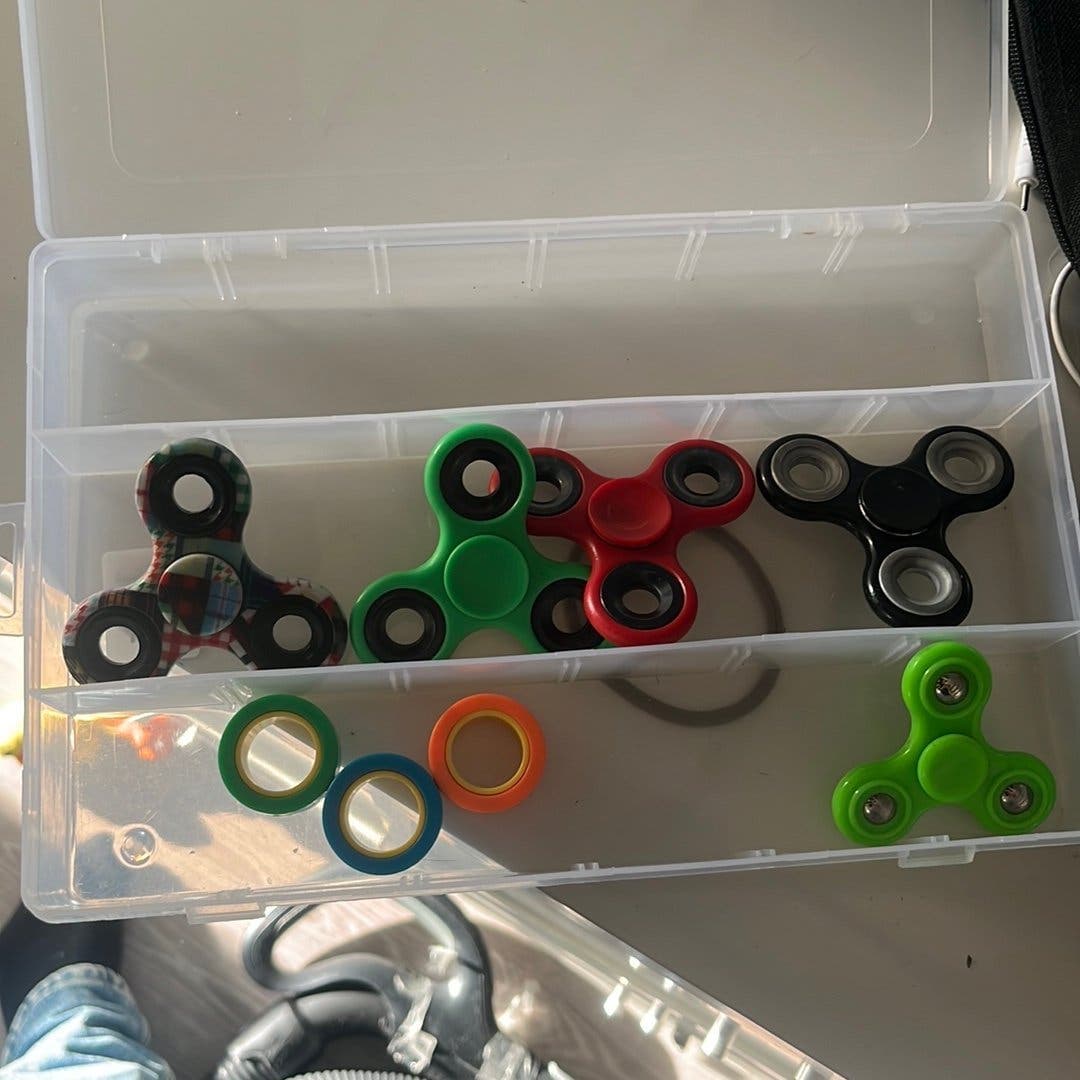 Fidget Spinners och Fidget Rings