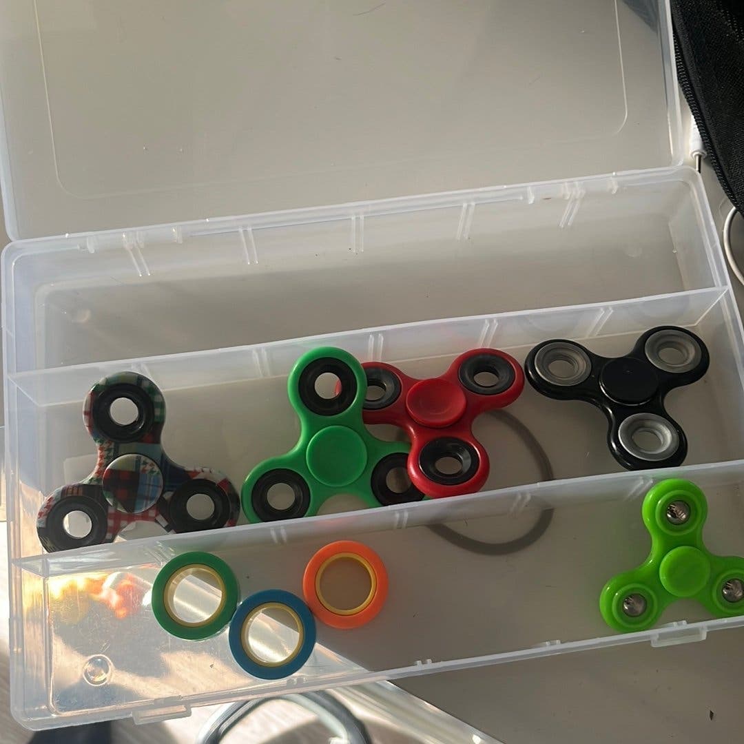 Fidget Spinners och Fidget Rings