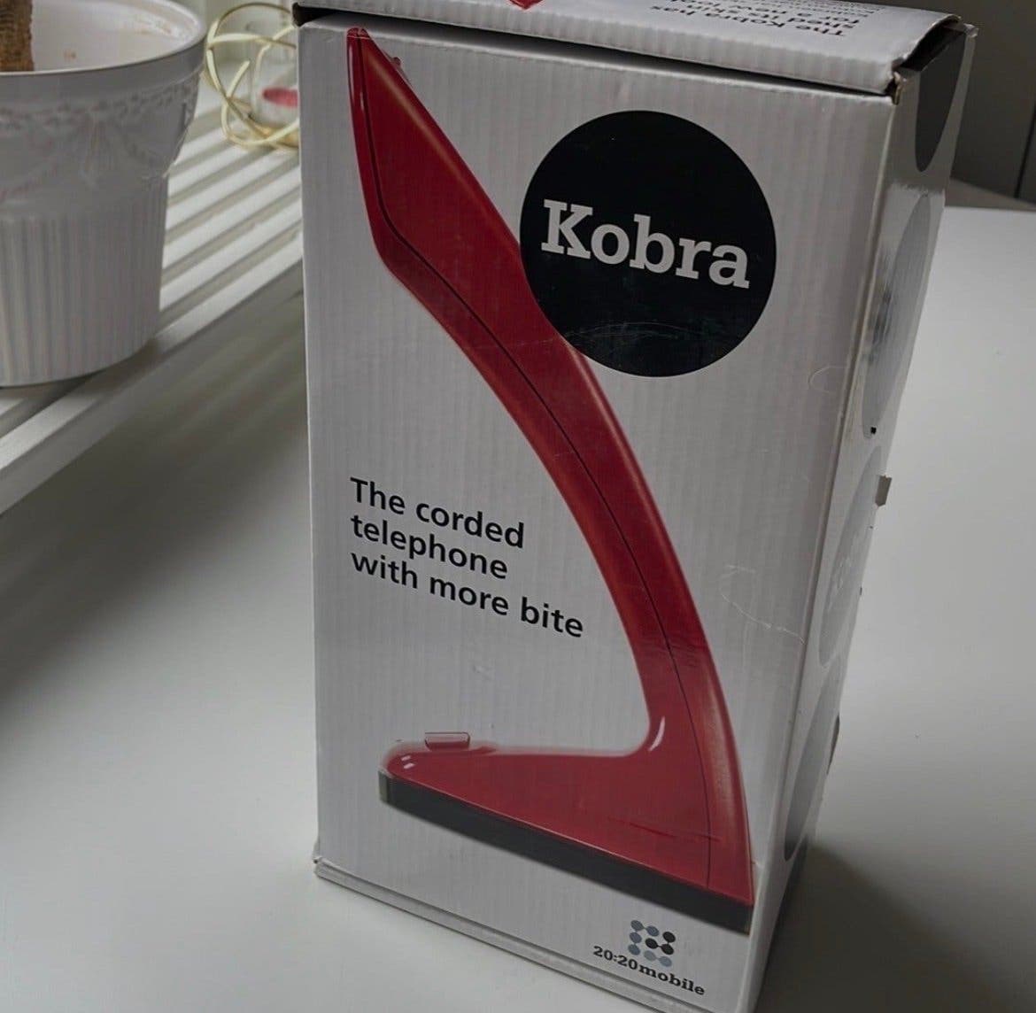 Kobra - fast telefon