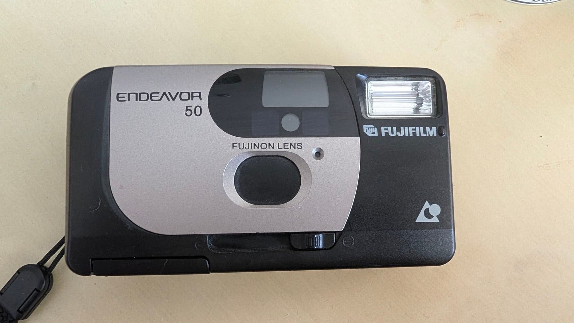 Fujifilm Endeavor 50 - Analog kamera