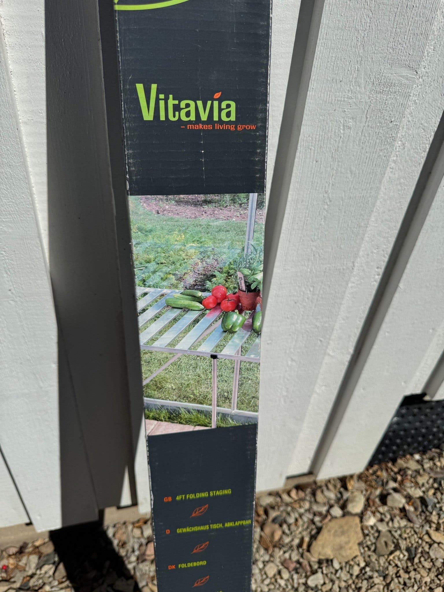 Nytt Vitavia fällbart bord för växthus