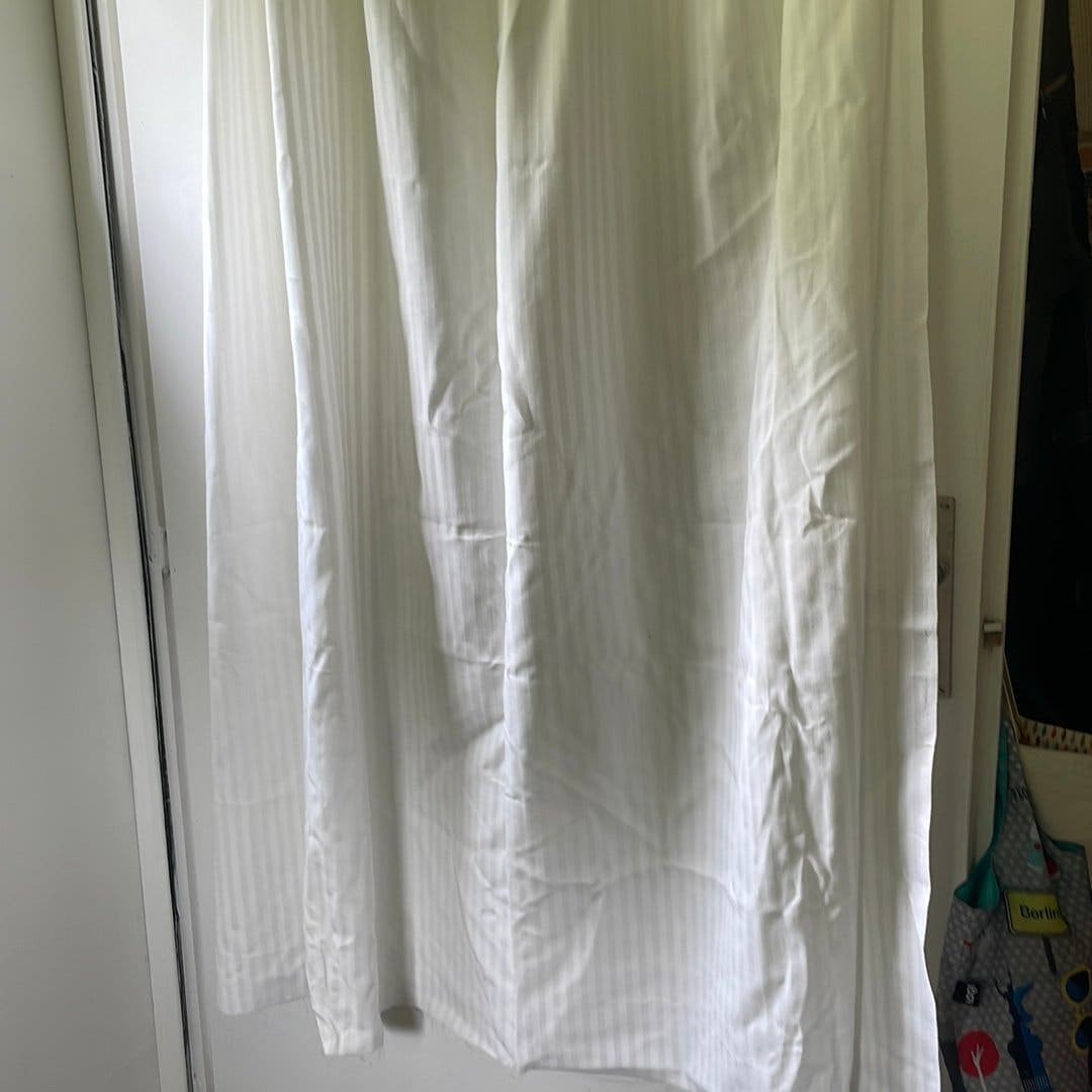 Gardintyg med ränder i väven, 180 cm