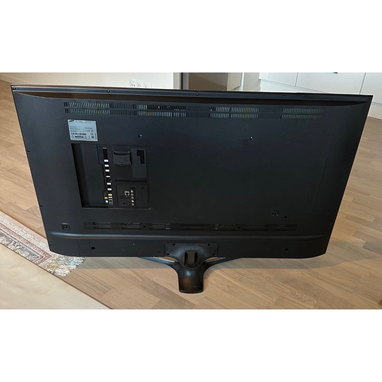 Samsung 55" 4K UHD Smart TV UE55JU6875UXXE