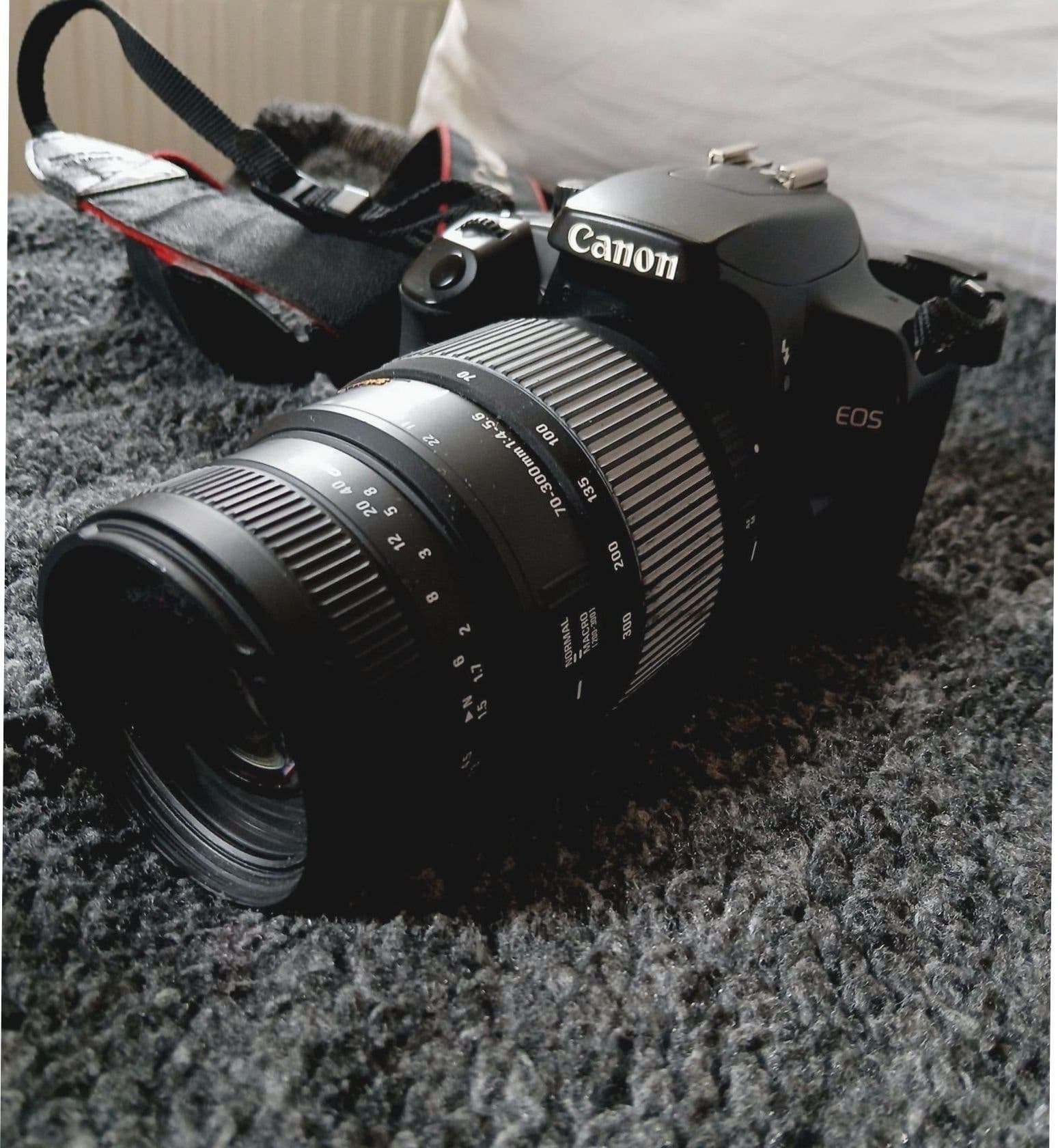 Canon EOS systemkamera med Sigma DC 70-300mm objektiv