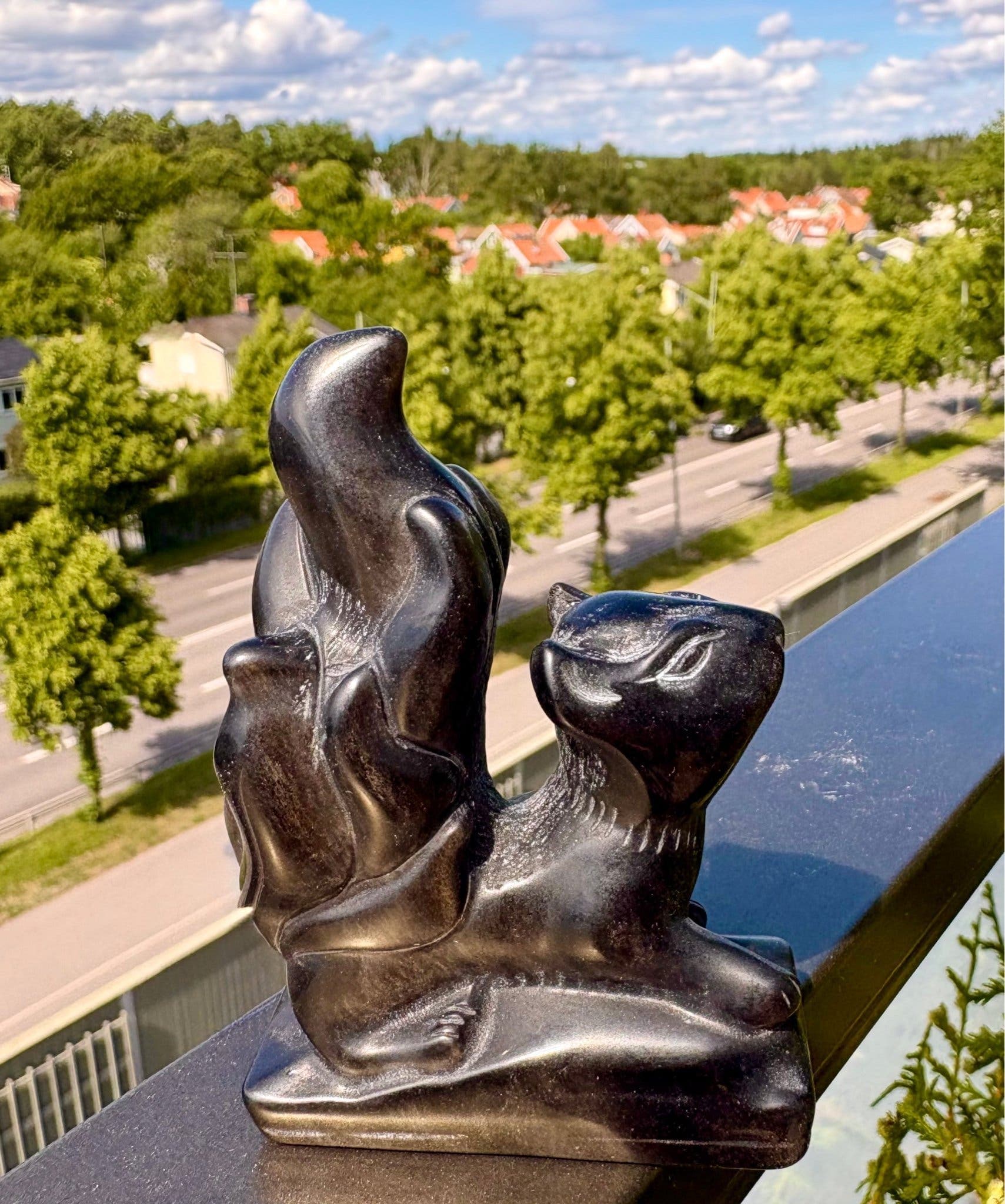 Handgjord Kristall i Svart Silver Obsidian Räv fox Carving