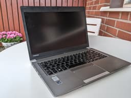 Toshiba Satellite Z30-A-1DJ, ultrabook, stålgrå metallic, Windows 11