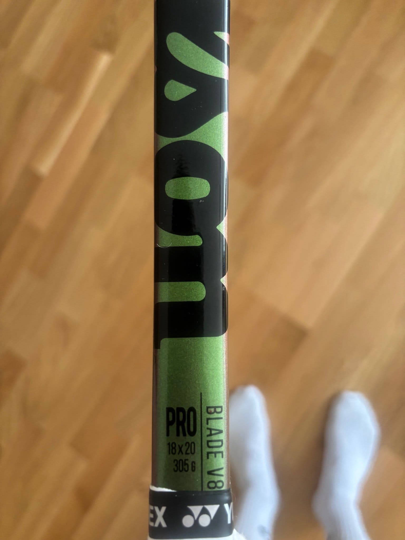 Wilson Blade V8 Pro (H22) pro stock, Tennisracket