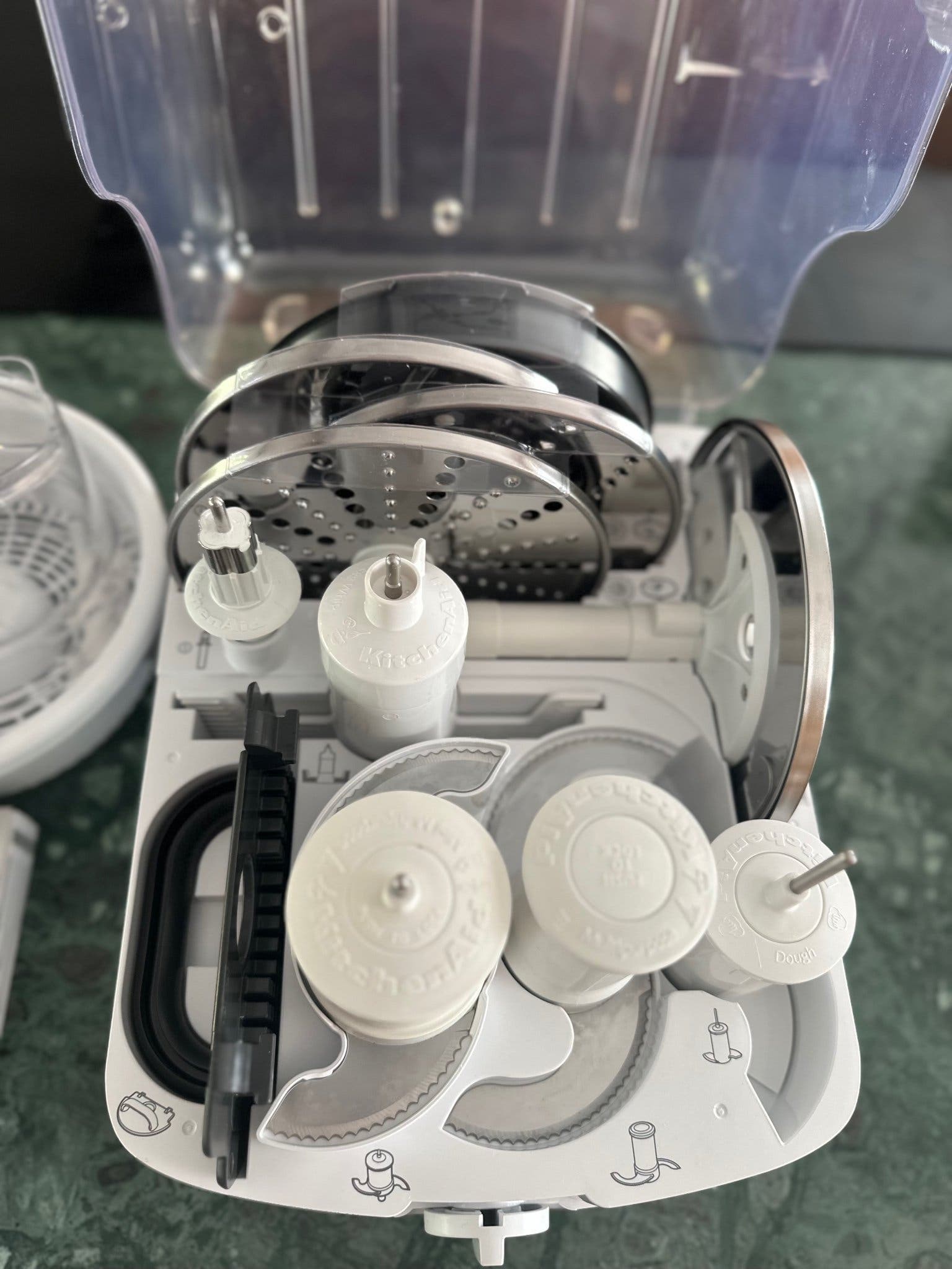 Kitchen aid artisan svart som ny modell 5KFP1644 foodprocessor matberedare
