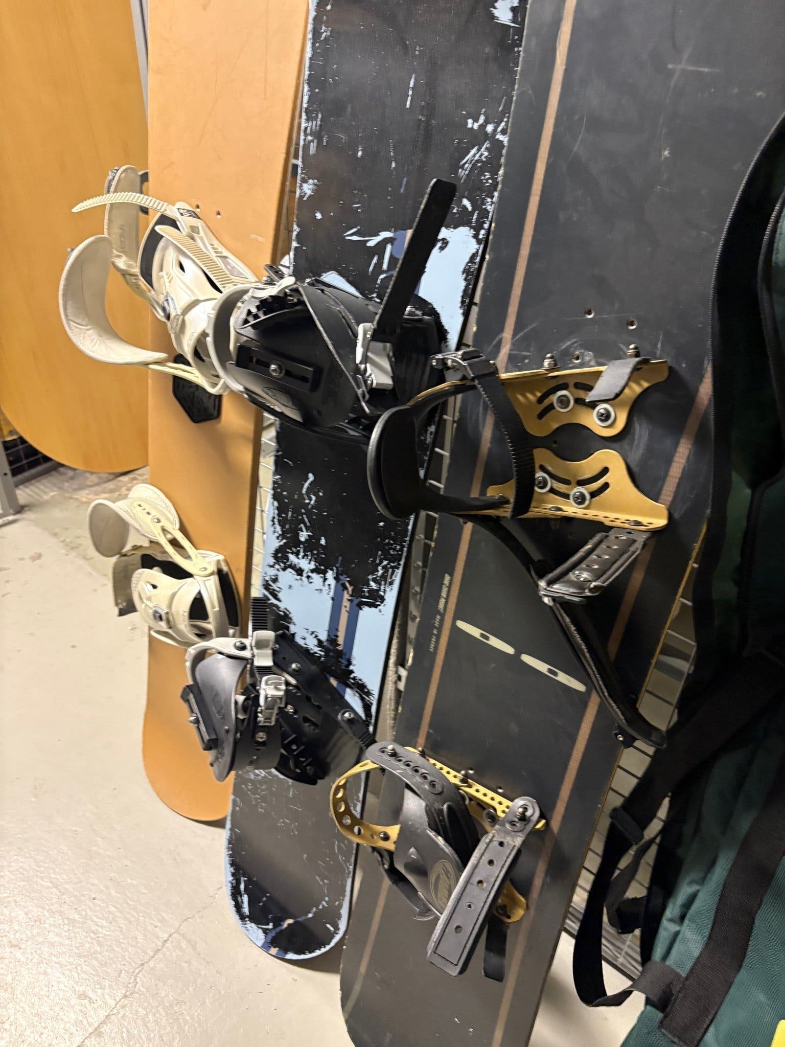 Säljer tre styckna snowboard