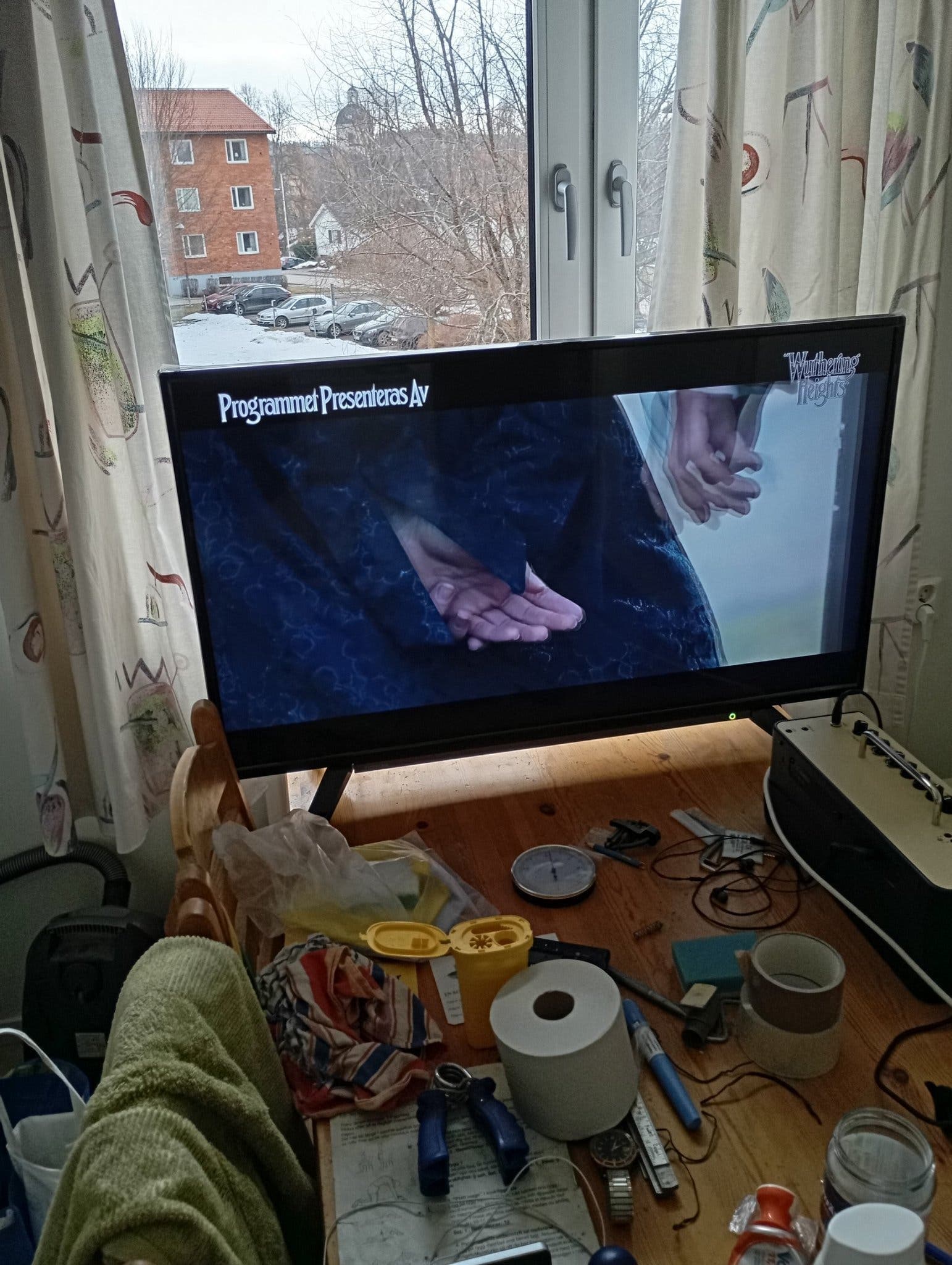 hämta säter toshiba 43LA2B63DG 43 tum led tv fint skick lite över 2 år