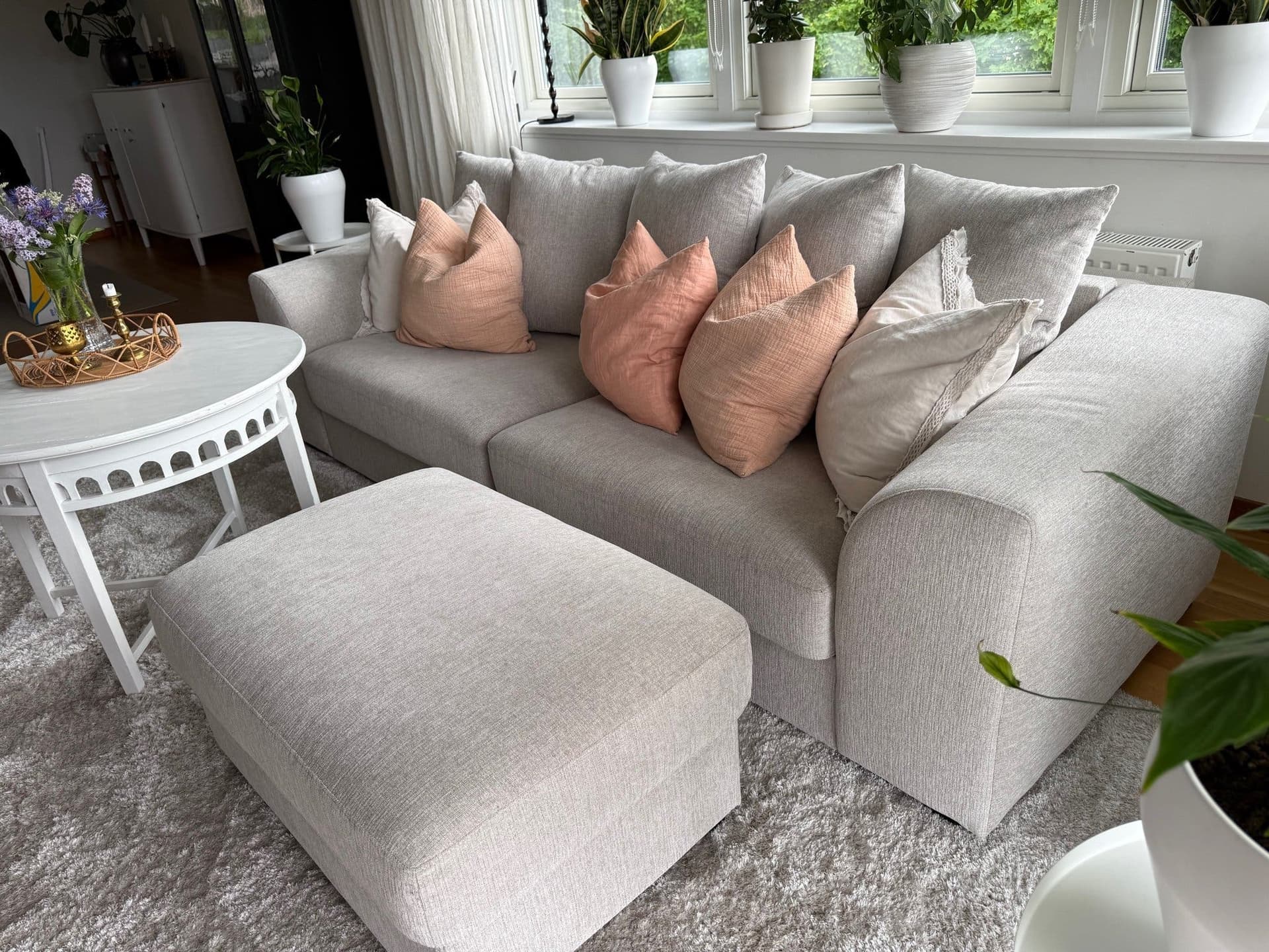 Soffa Mio Town 4-sits och fotpall