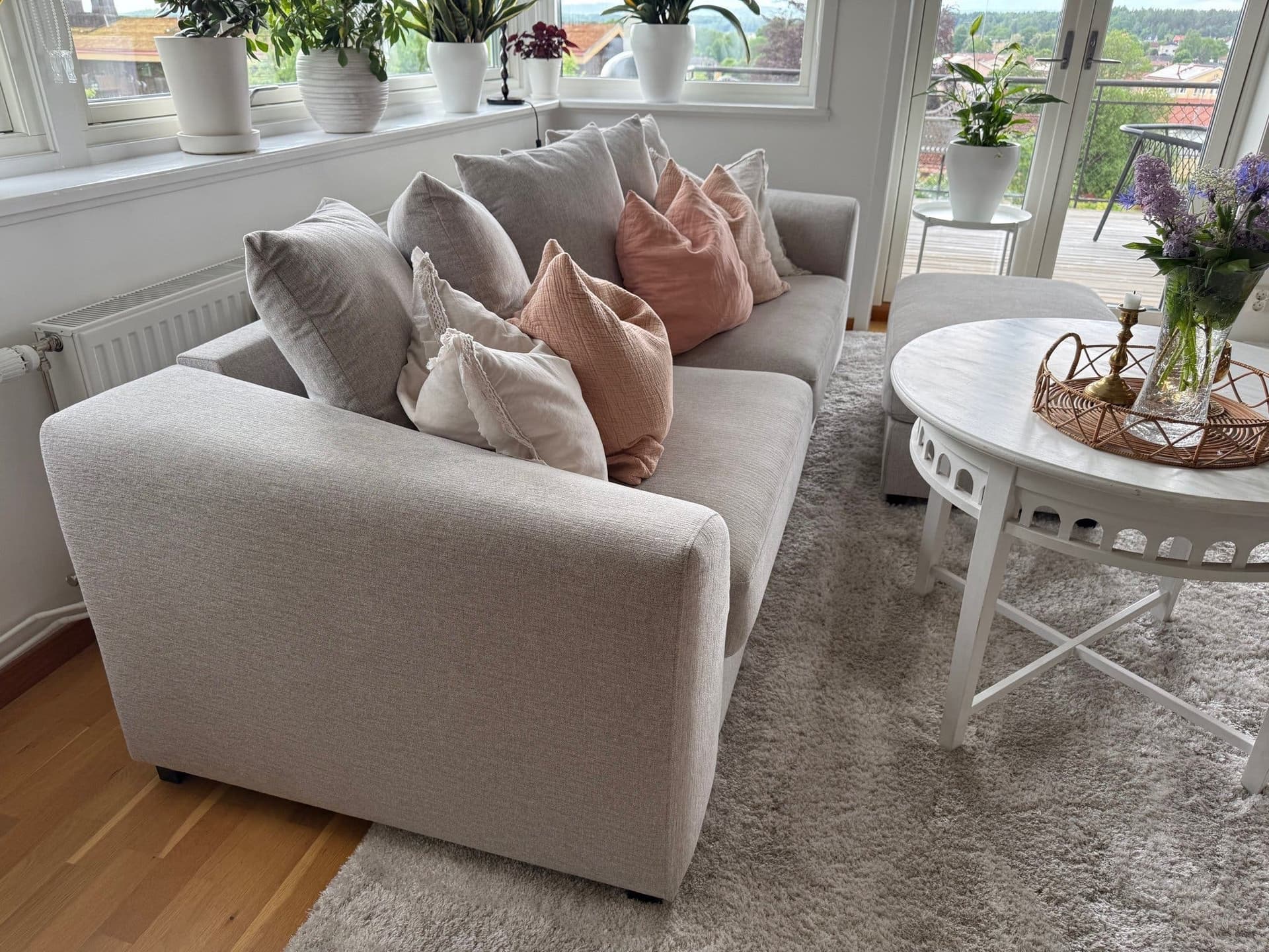 Soffa Mio Town 4-sits och fotpall