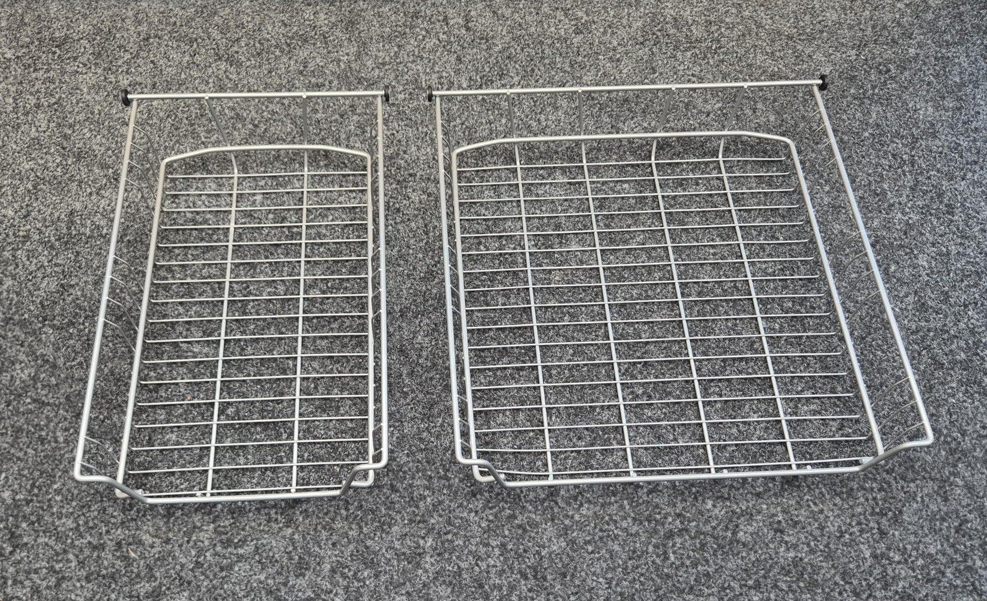 Trådbackar IKEA Utrusta med skenor för förvaring