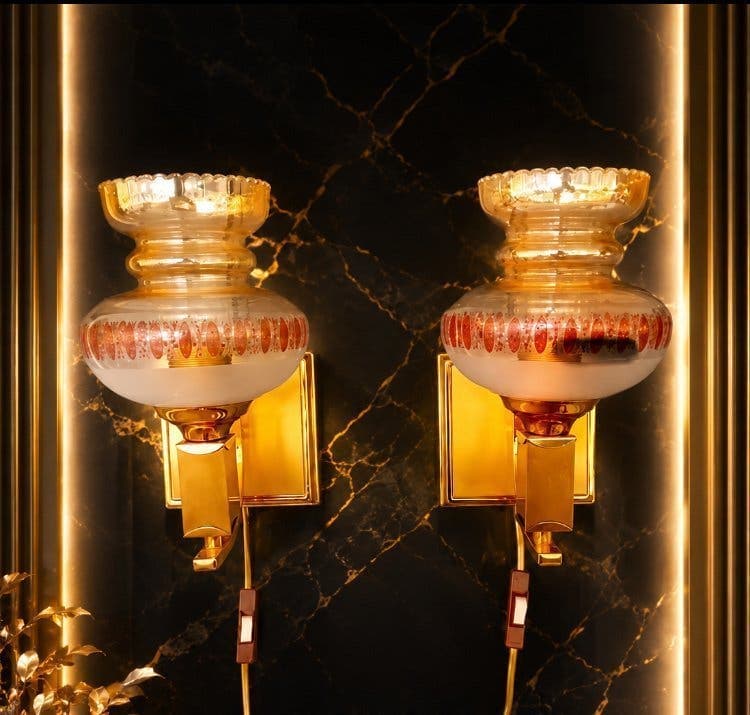 Vägglampor i mässing och glas, 2 st