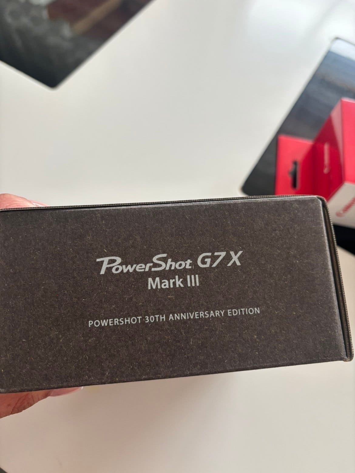 Canon G7 X Mark III – 30th Anniversary LIMITED EDITION