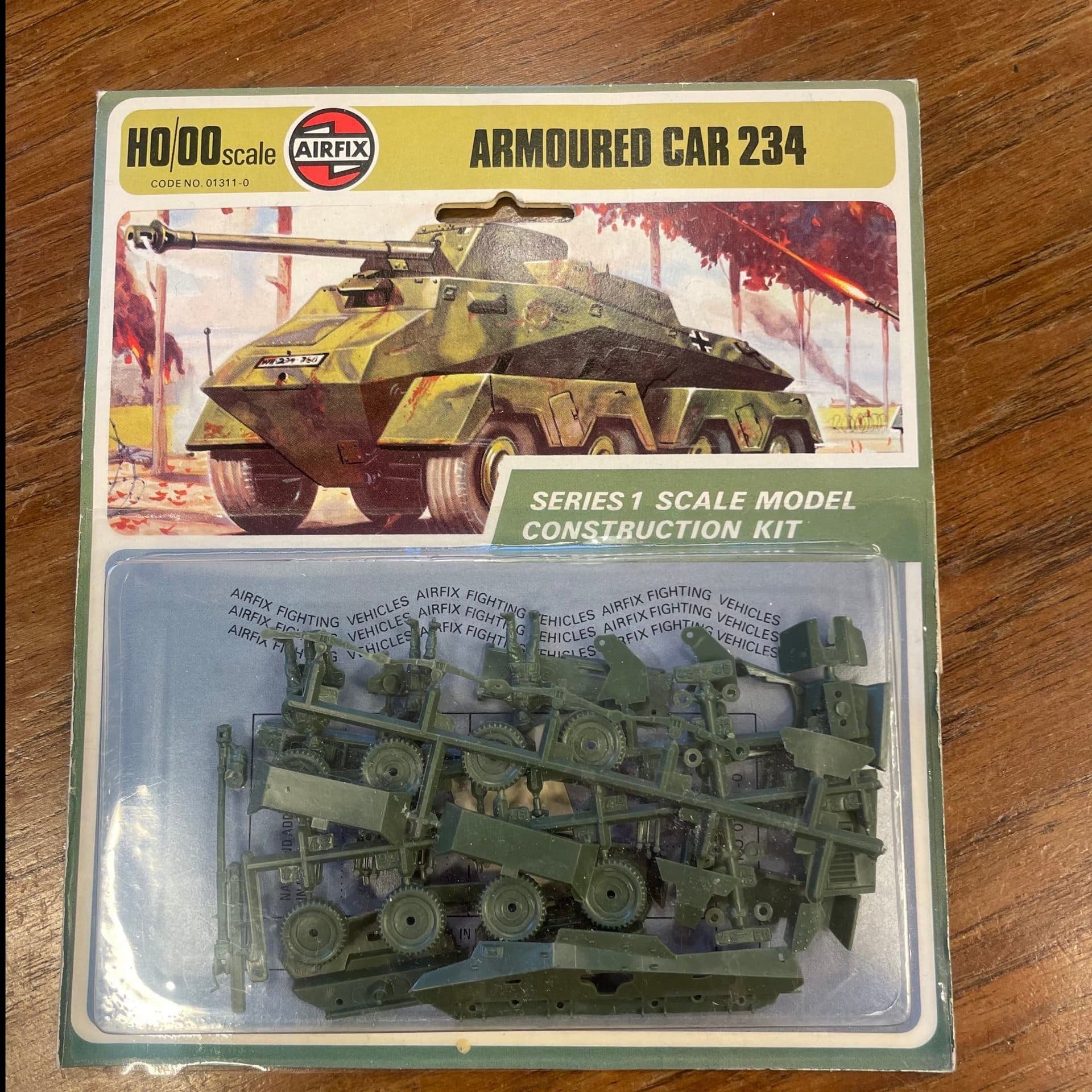 Airfix H0/00 (1/76) - German Armoured Car 234 - blisterpack 1973