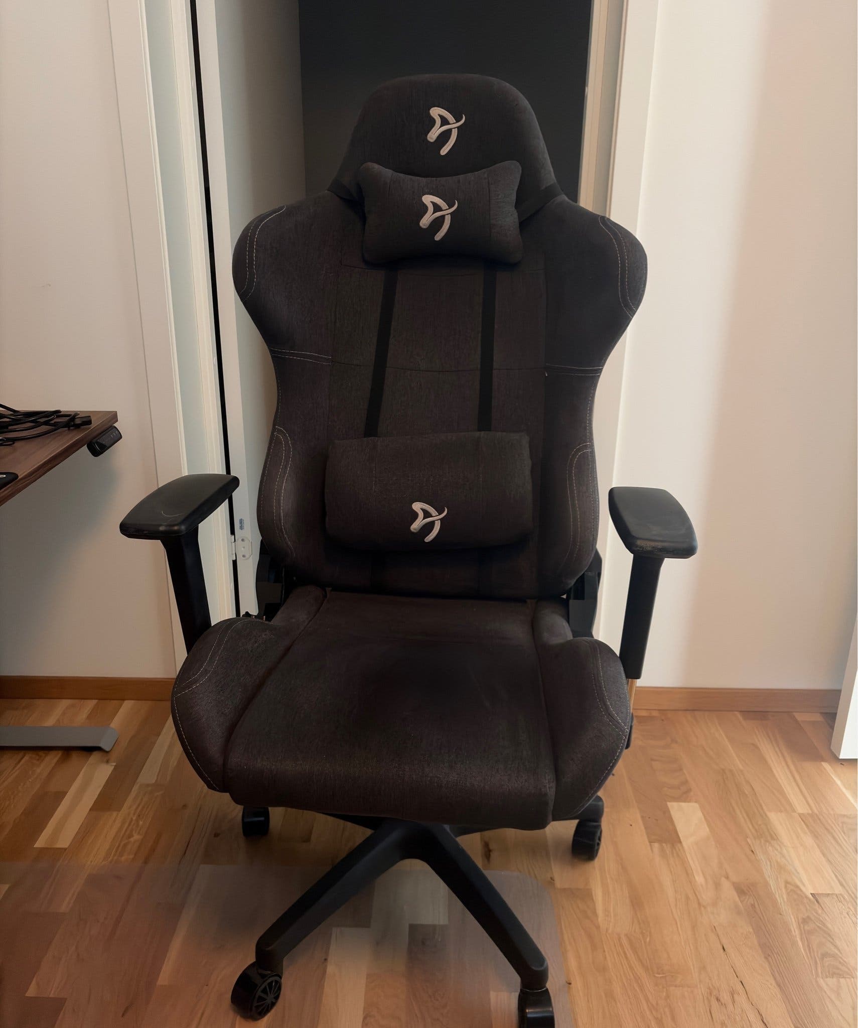 Arozzi Torretta SoftFabric V2 - Mörkgrå