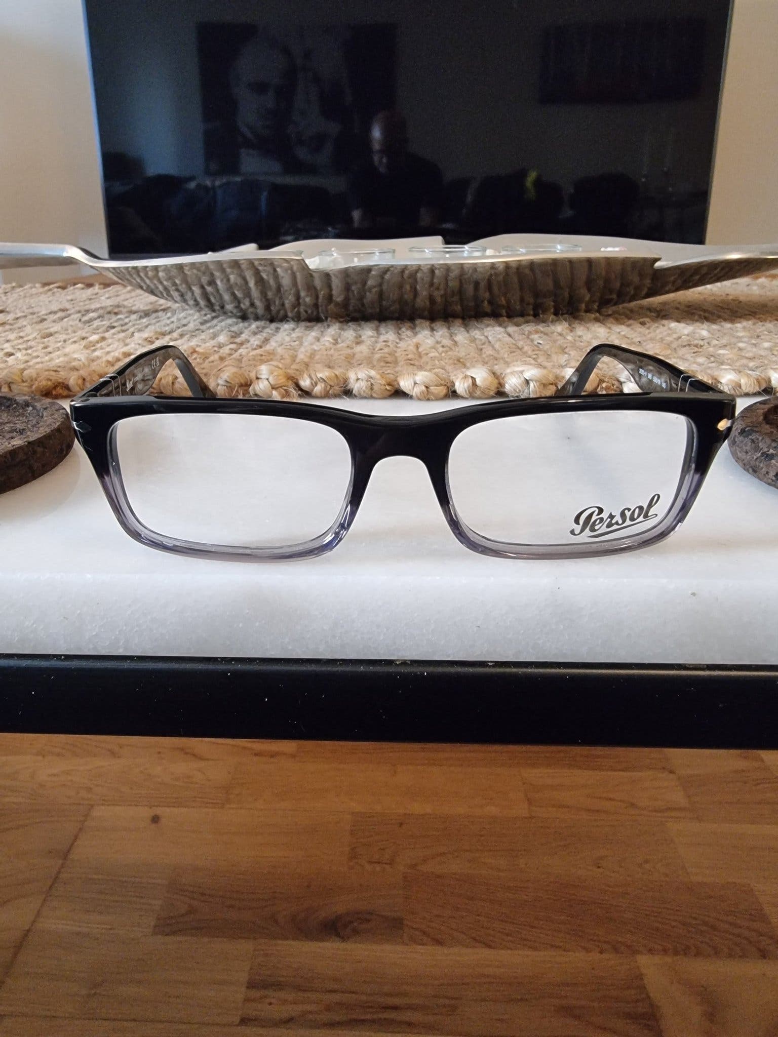 Nya Persol glasögonbågar 3050-V 966 53 18 140