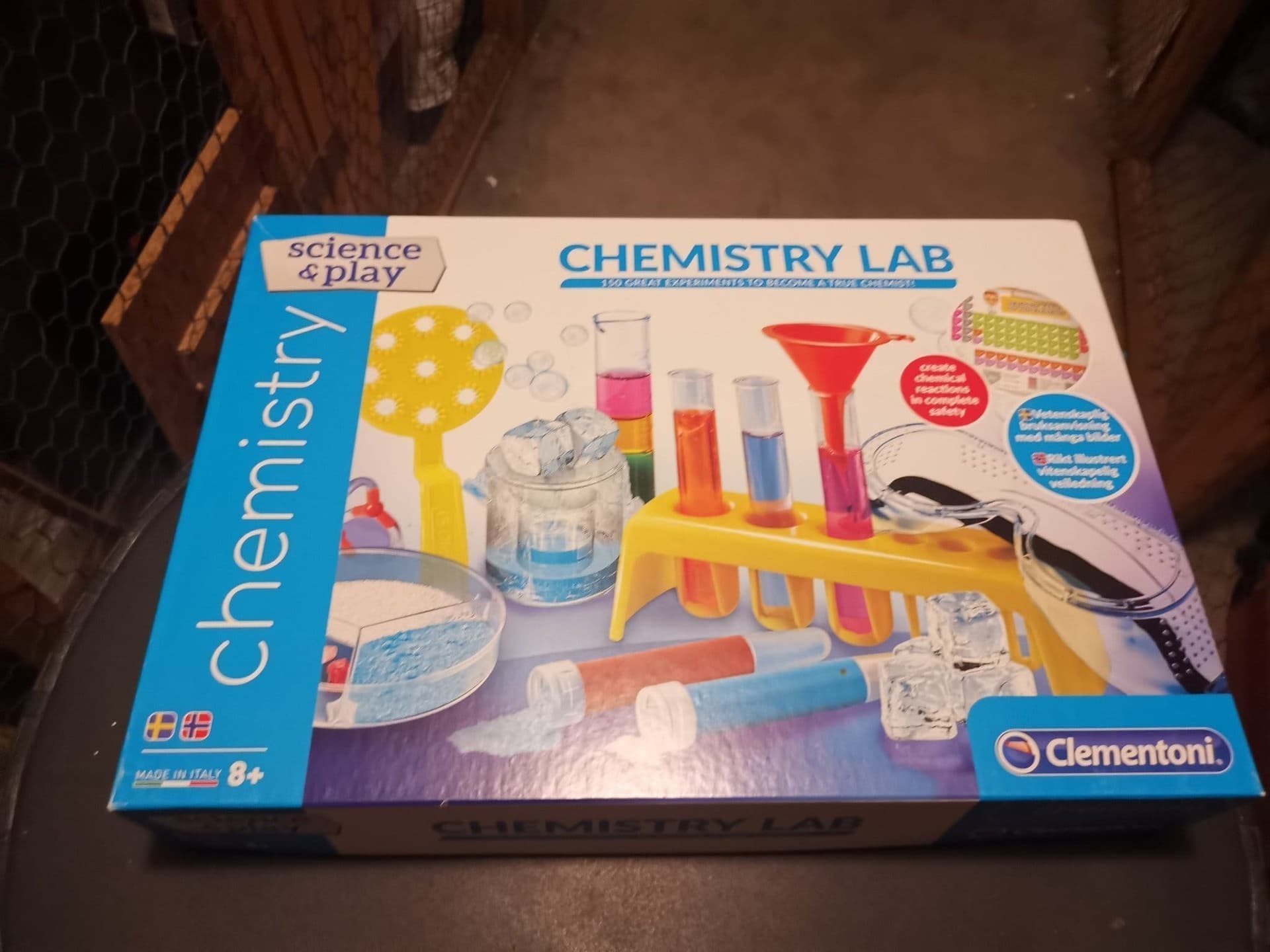 Clementoni Science & Play Chemistry Lab Experimentlåda