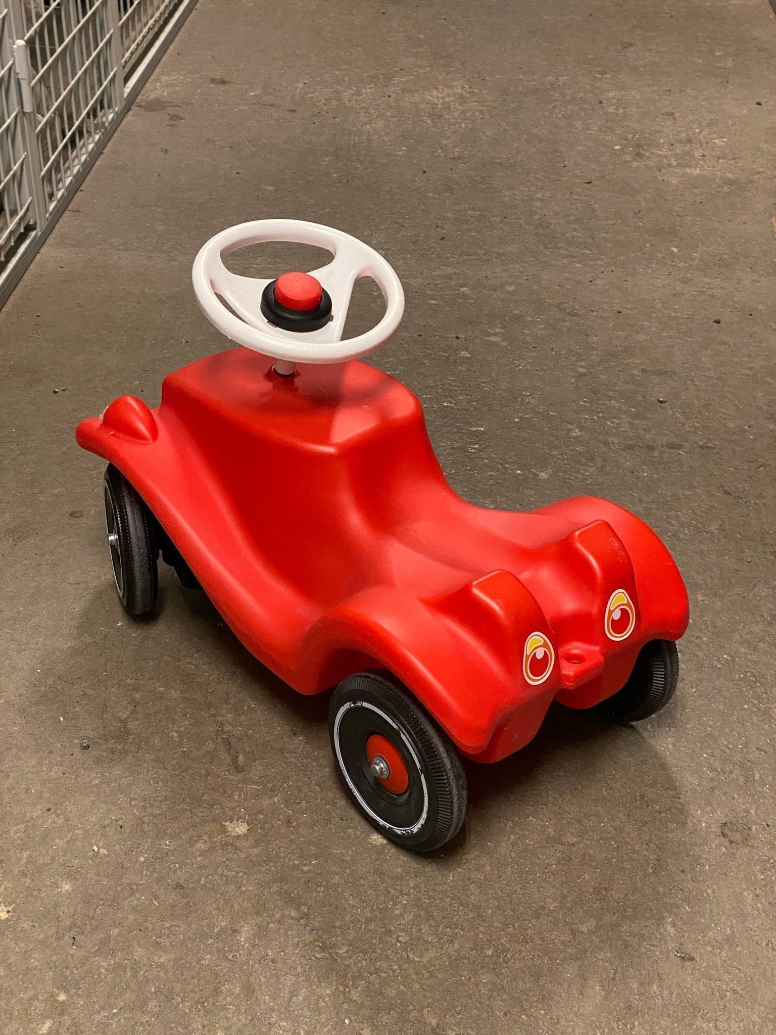 Klassisk röd Bobby Car
