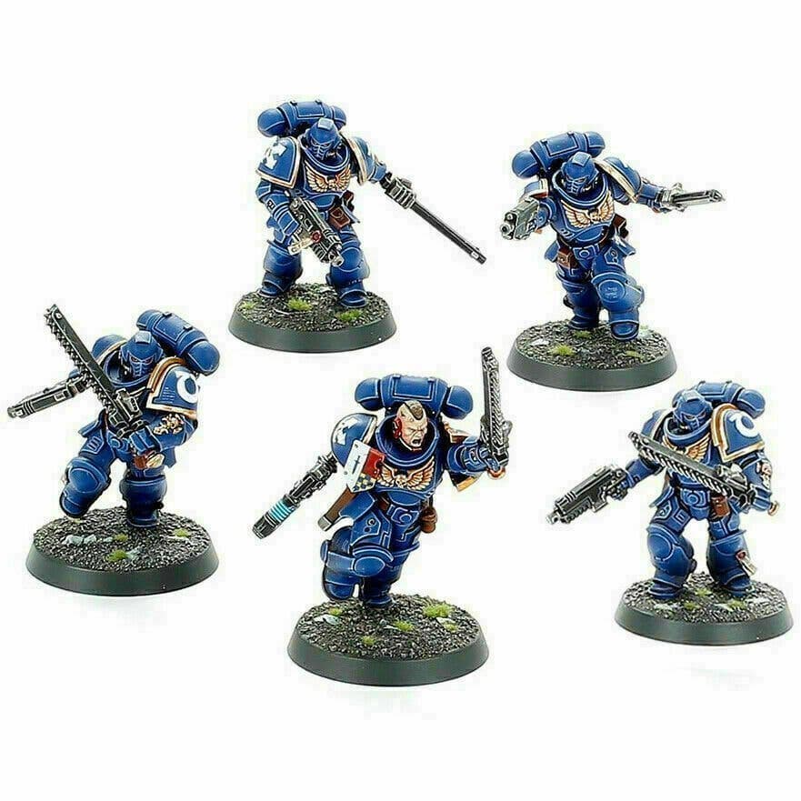 Warhammer 40k - Indomitus - Space Marine Assault Intercessors på Sprue