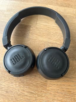JBL Tune 510BT trådlösa hörlurar