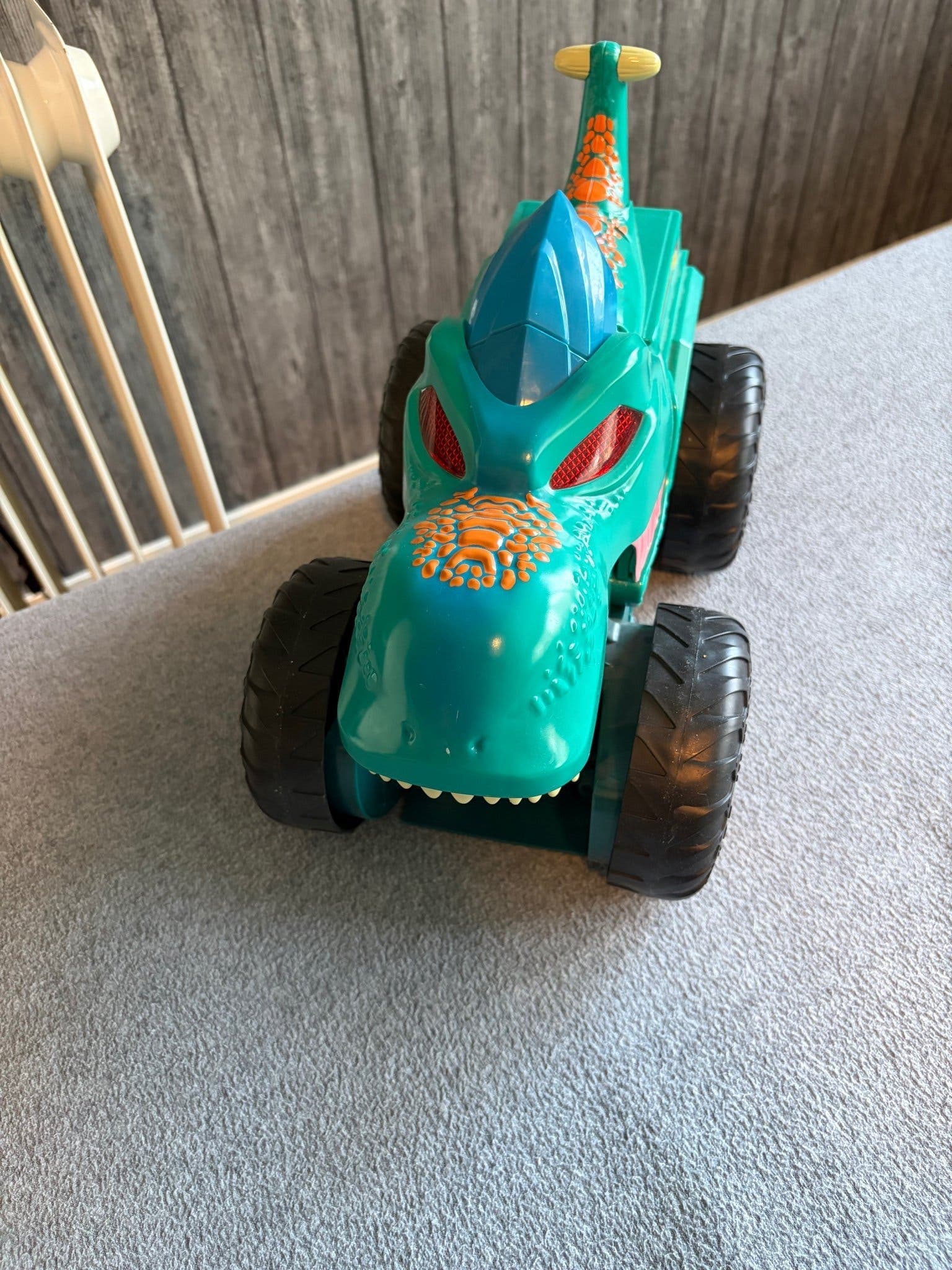 Hot Wheels monster