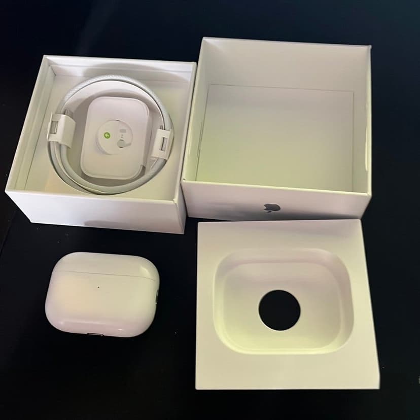 Apple AirPods Pro (2nd generation) 2022