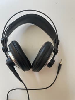 AKG K240 MKII Hörlurar