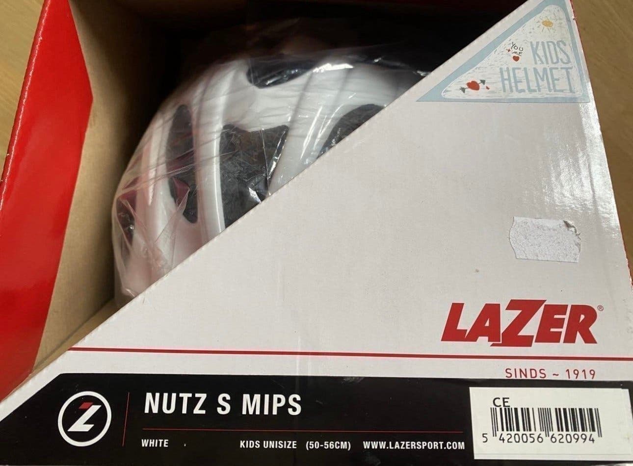 Lazer Nut’z cykelhjälm vit med MIPS nya i kartong