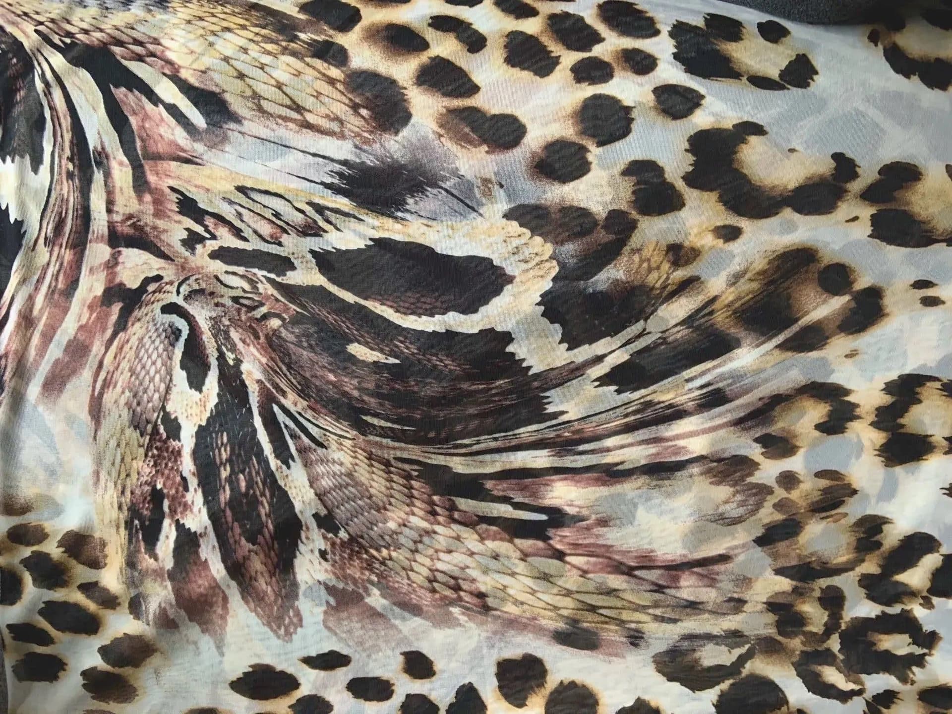 NY Tygbit mesh med reptil- och leopardmöster i jordnära färger